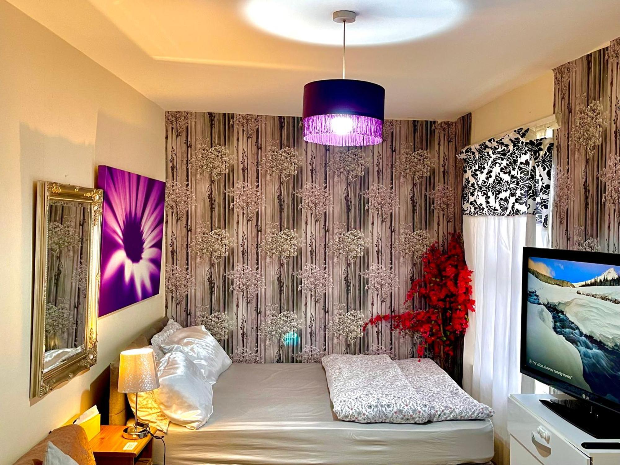 Comfy Double Bedroom With A Private Toilet London Luaran gambar