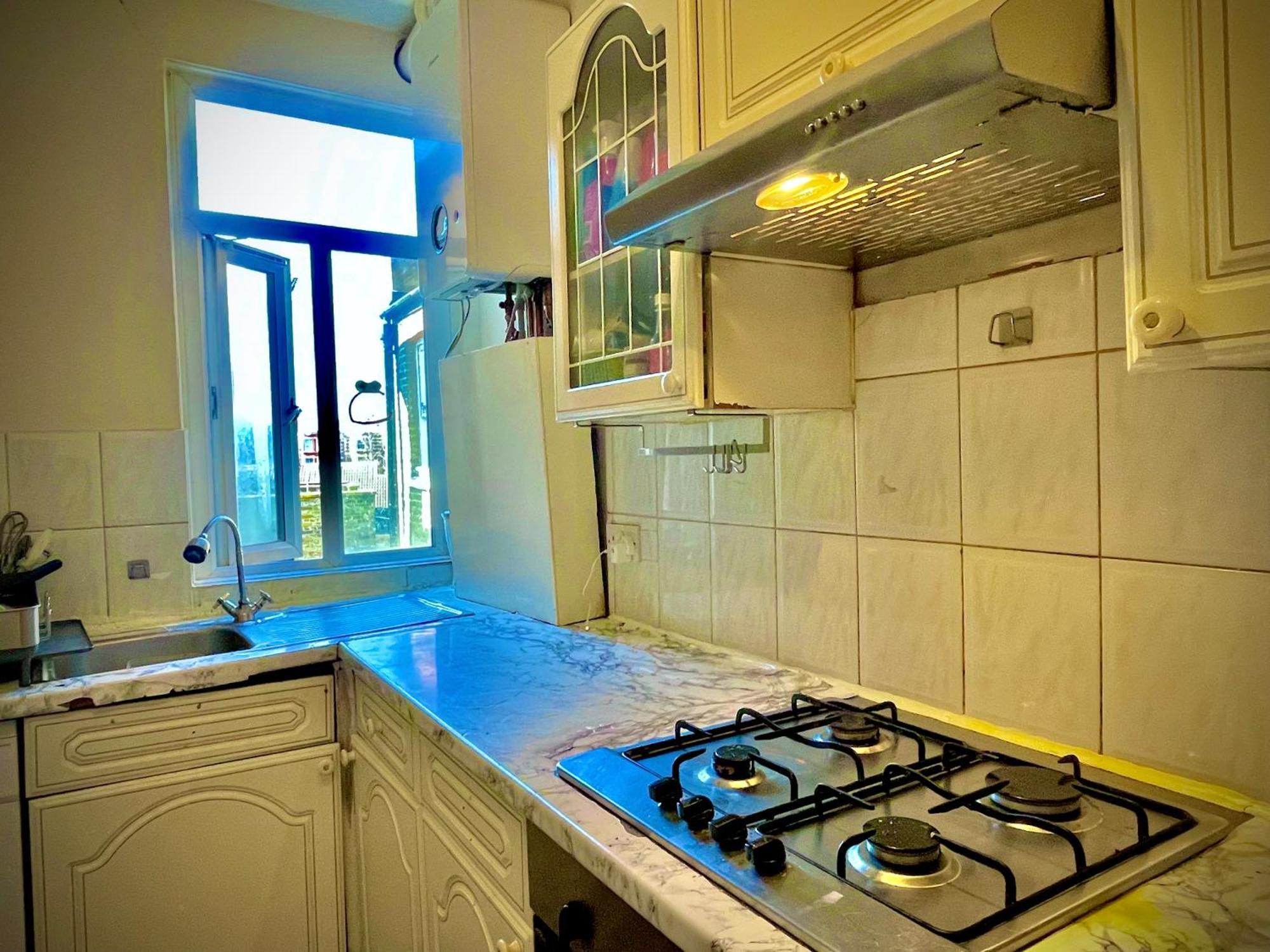 Comfy Double Bedroom With A Private Toilet London Luaran gambar